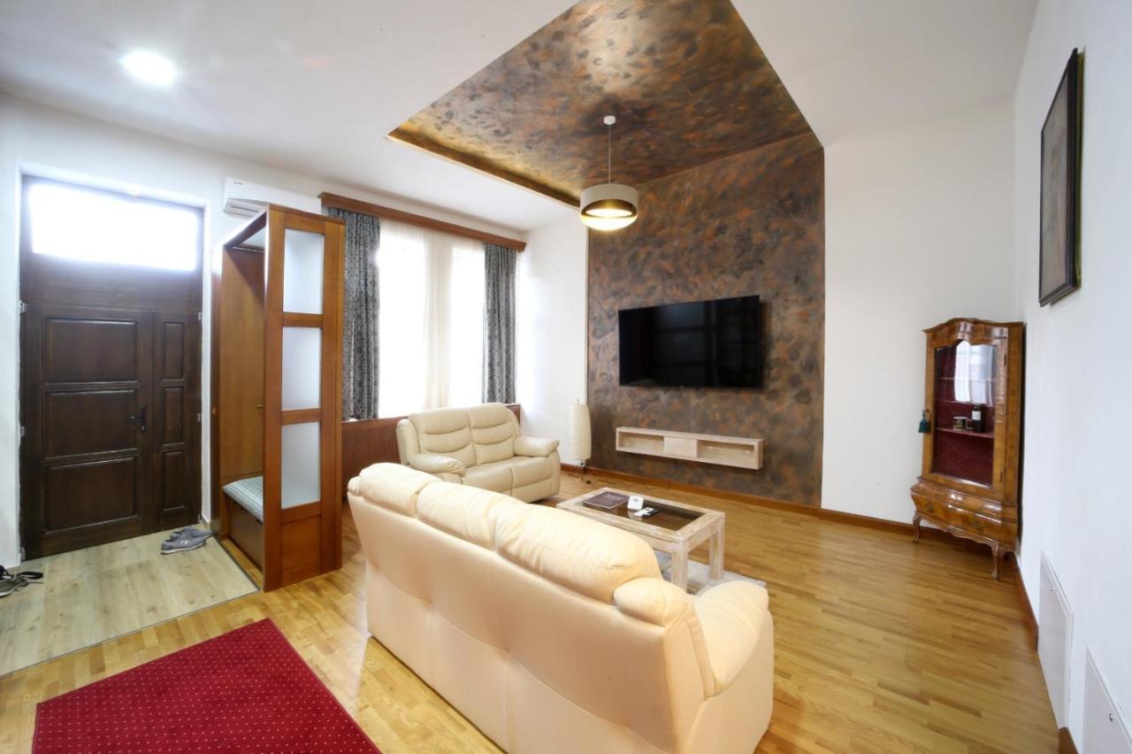 Virag Apartman Luxury Odorheiu Secuiesc Bagian luar foto